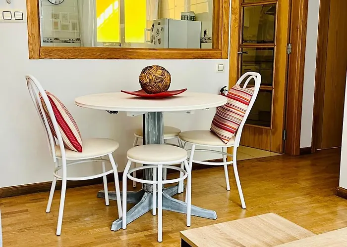 En Comillas-garden In