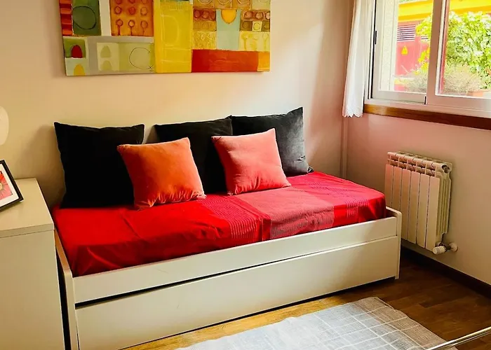 En Comillas-garden In Apartment *