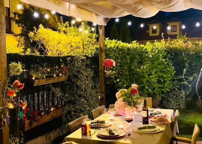 En Comillas-garden In