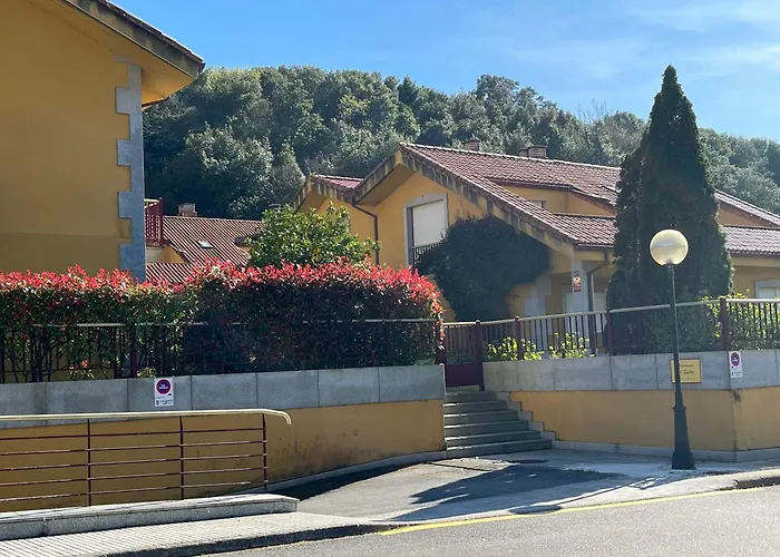 Apartment En Comillas-garden In